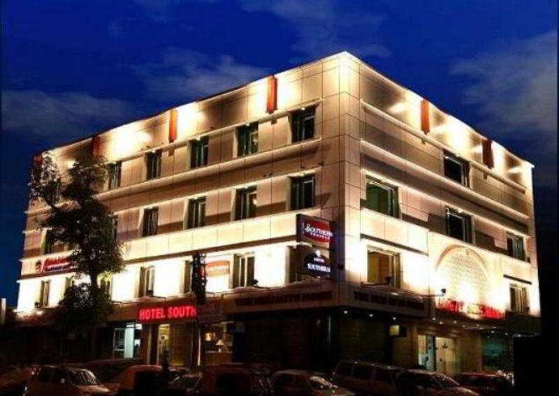 Hotel Southern Delhi  Eksteriør bilde