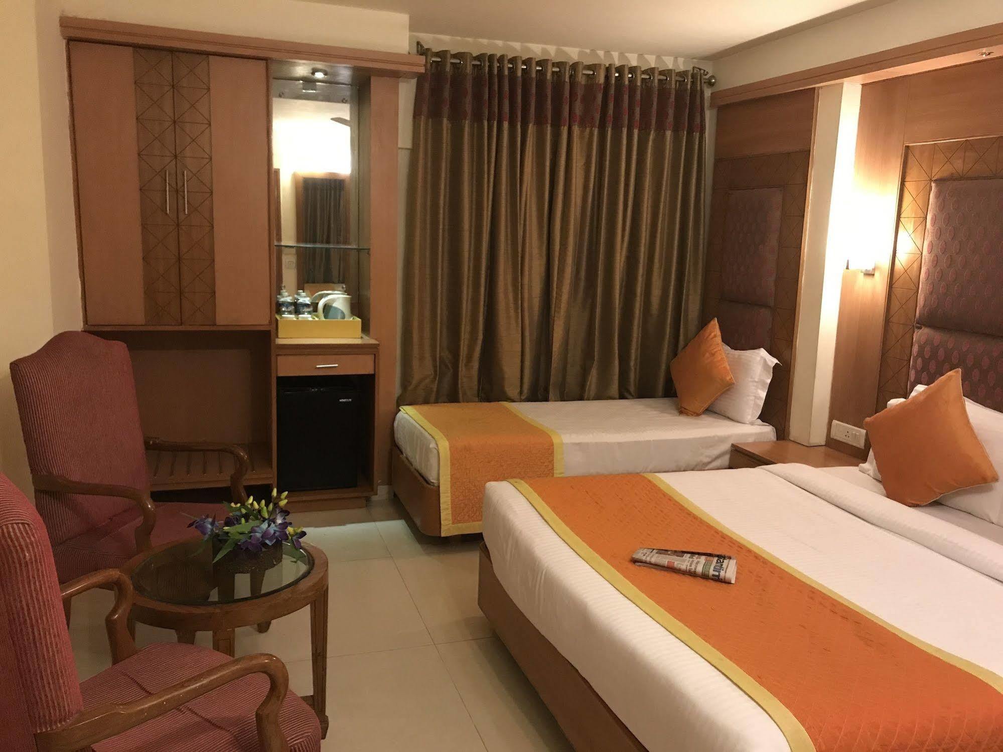 Hotel Southern Delhi  Eksteriør bilde