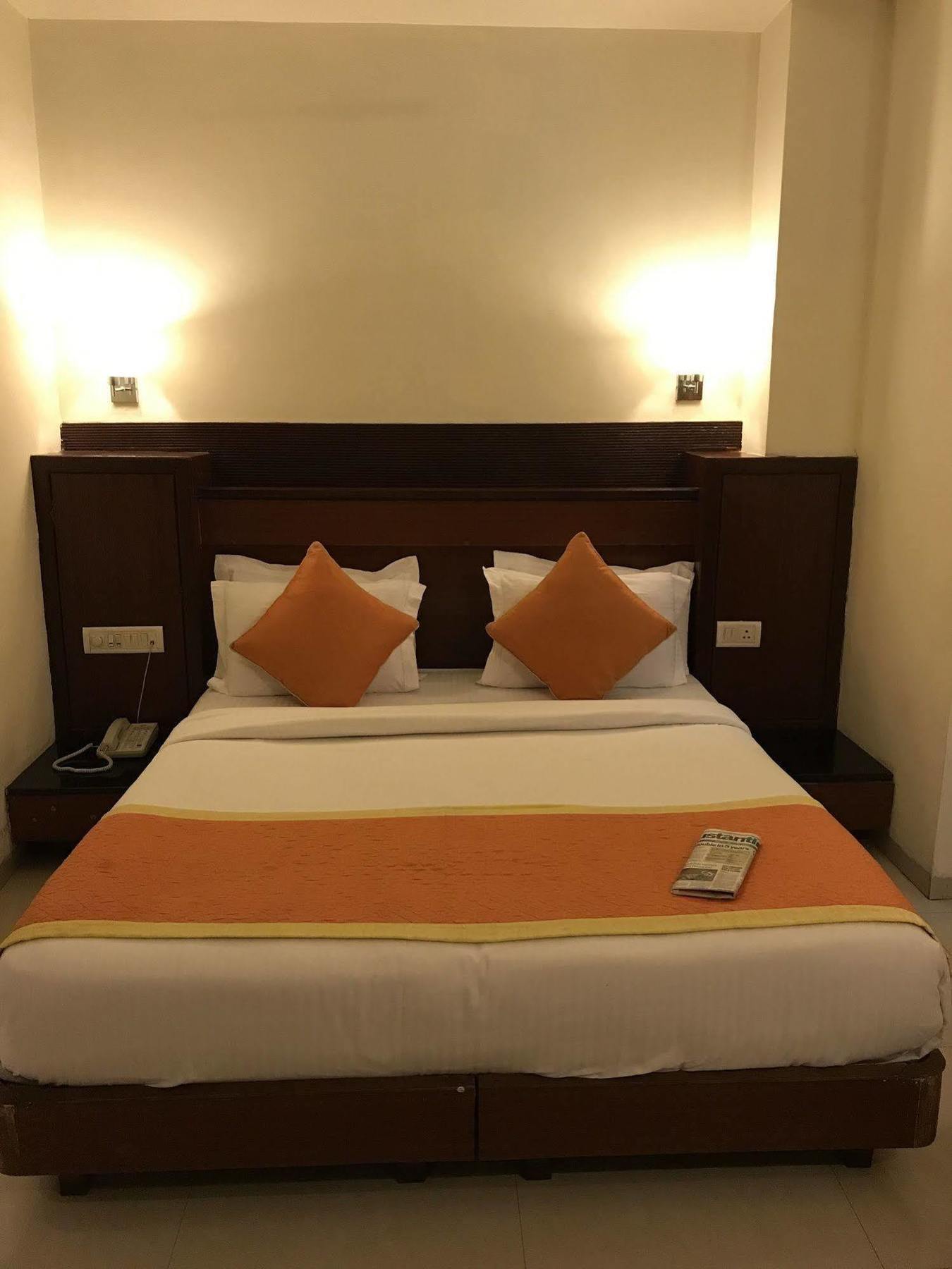 Hotel Southern Delhi  Eksteriør bilde