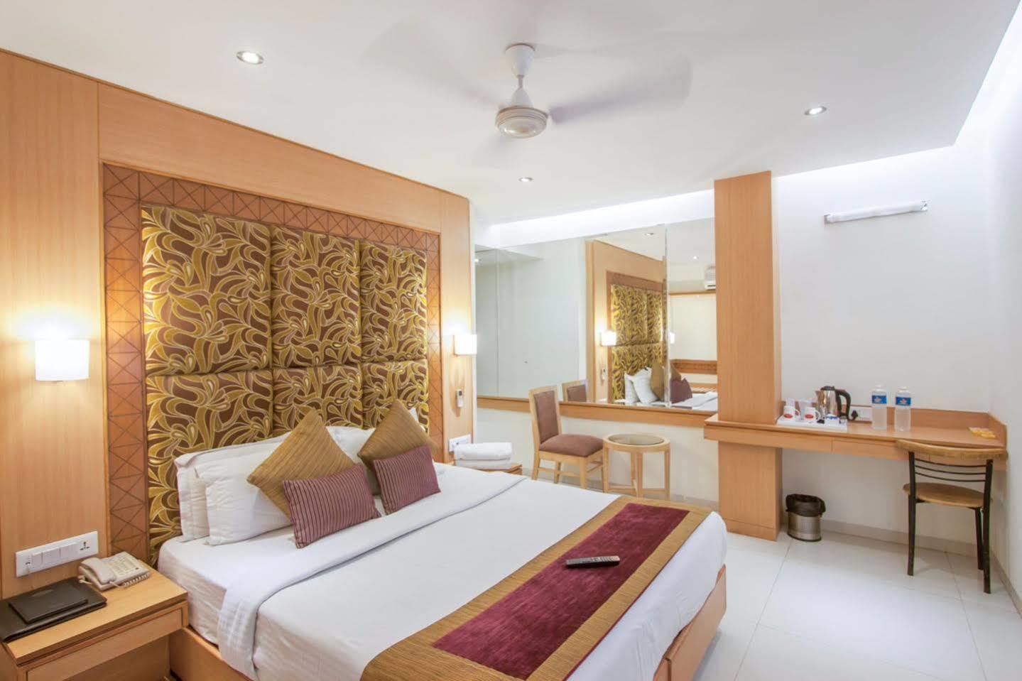Hotel Southern Delhi  Eksteriør bilde
