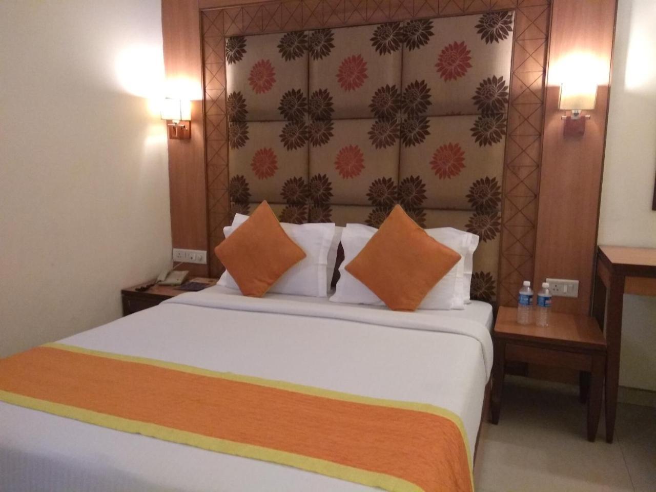 Hotel Southern Delhi  Eksteriør bilde